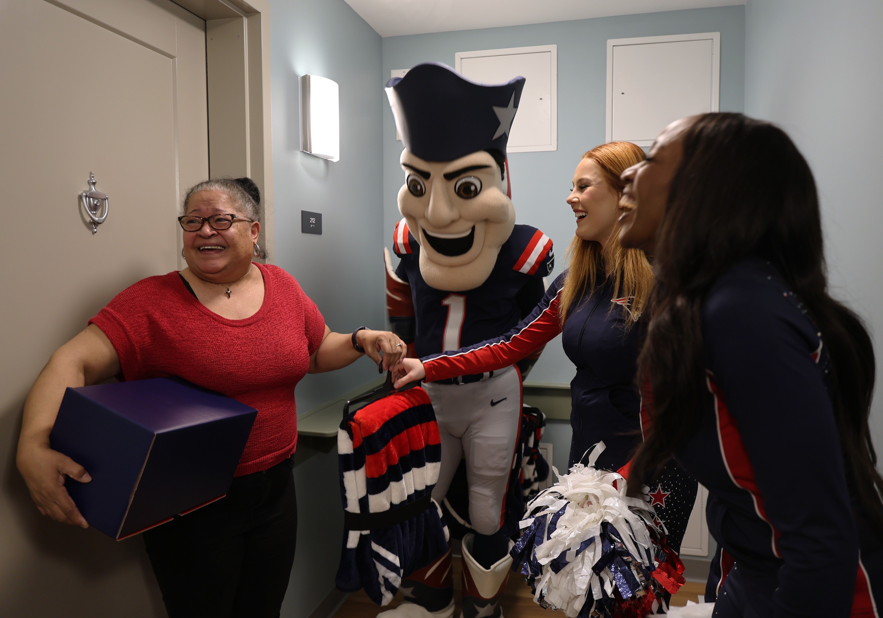 POUA and Patriots Foundation Welcome Residents!
