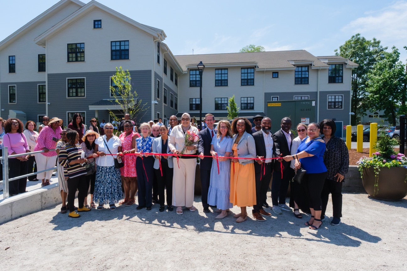 POUA and CICD Celebrate Opening of 150 River Street Village!